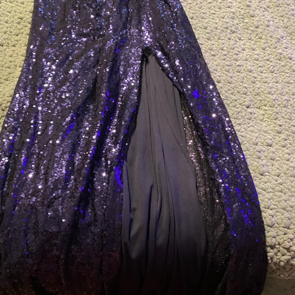 Rene Ruiz Navy Sequin evening gown - Picture 3 of 8